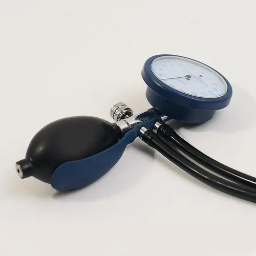 Sphygmomanomètre anéroïde médical médical avec stéthoscope